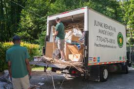 Best Demolition Debris Removal  in St Matthews, KY